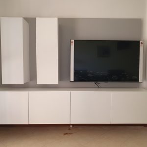 Mobile TV sospeso bianco