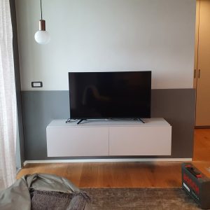 Mobile TV sospeso bianco