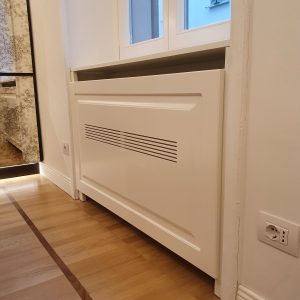 Copricalorifero su misura in stile classico